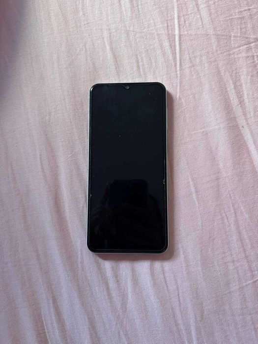 Телефон Samsung Galaxy M13 4\64 GB