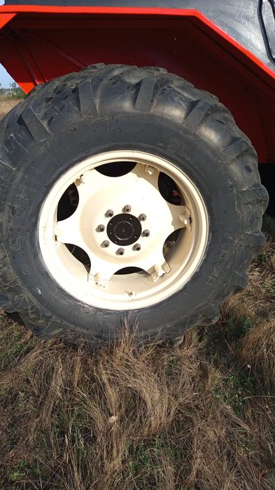 Koła zetor 16,9 r 28 zetor 5211 /7211 zetor felgi r 28 zamiana przedni