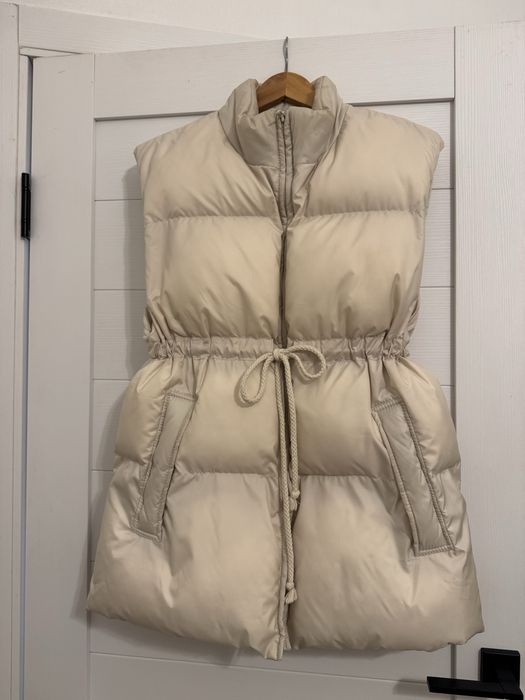 Жилетка  безрукавка