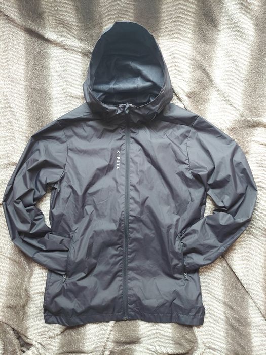 Вітровка дощовик фірми decathlon kipsta на мембрані оригінал

Пр