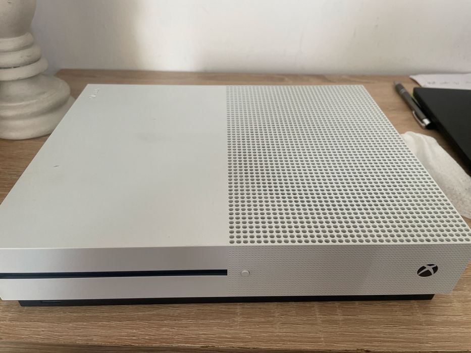 Xbox one S 1 tb