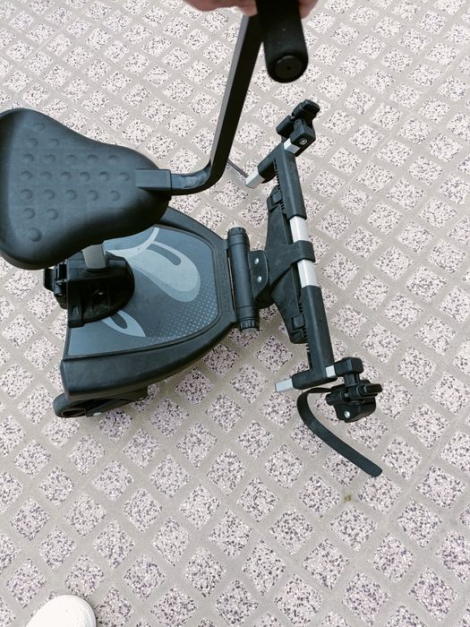 Triciclo atrelado para carrinho de bebé