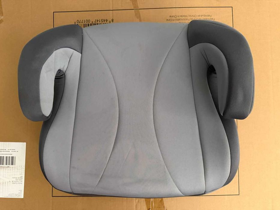 Banco de criança para automovel 136 a 150cm, 36Kg