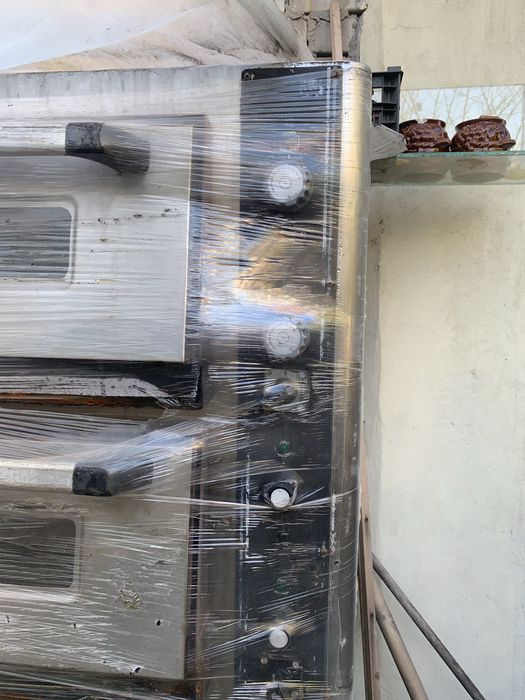 Пицца печь в рабочем состоянии