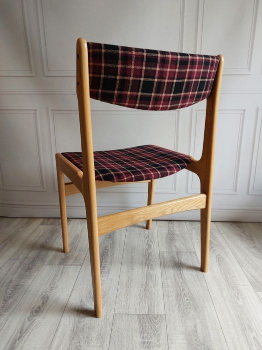 Duńskie krzesło vintage lata 60. – styl Erik Buch
