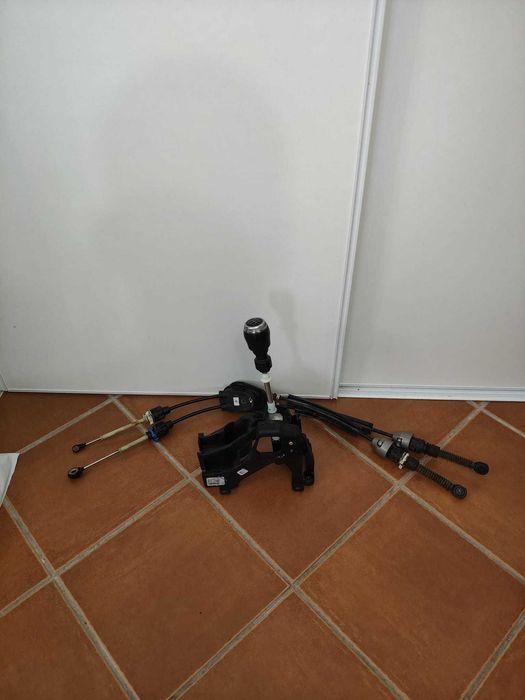 Seletor caixa velocidades (5)  Renault Clio V BF