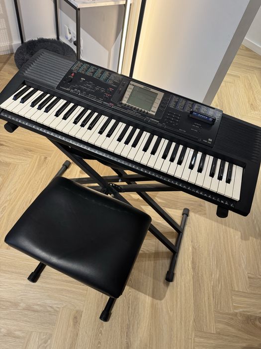 Keyboard YAMAHA PSR-330