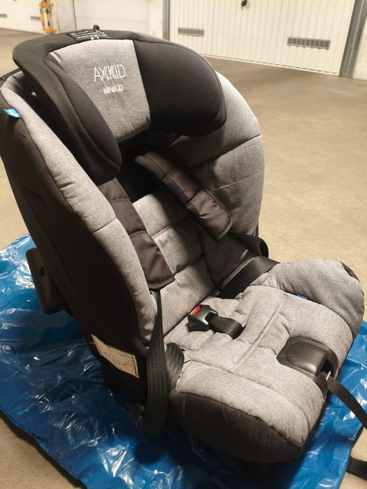Axkid minikid 2.0 fotelik samochodowy dla dziecka 9-25 kg do 125 cm
