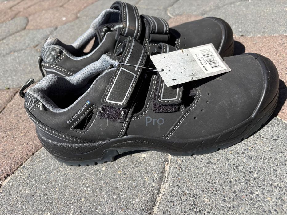 Buty ochronne roz 42 nowe