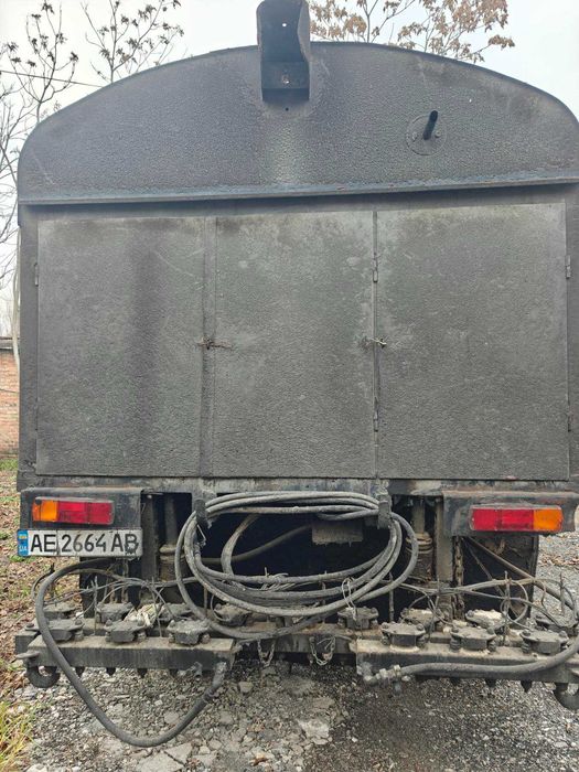 Гудронатор Madrog AG 10-03/T на базе авто Камаз