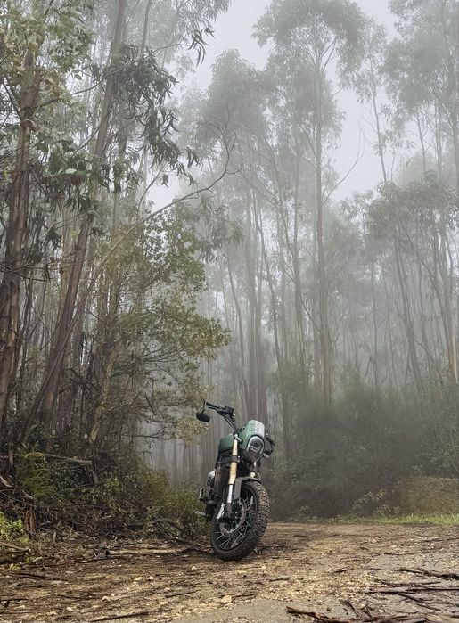 Benelli Leoncino 800 Trail
