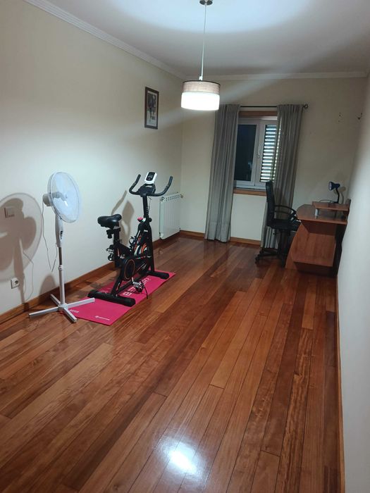 Moradia T3 com Jardim, Garagem e Excelentes Áreas | Gemunde, Maia