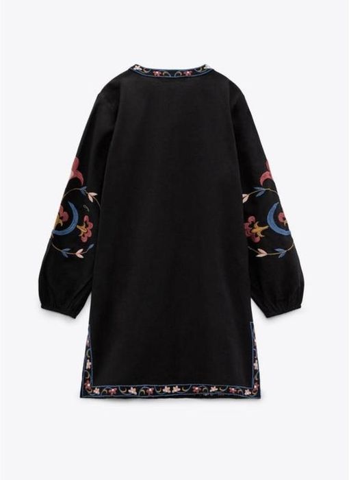 Вишита сукня Zara