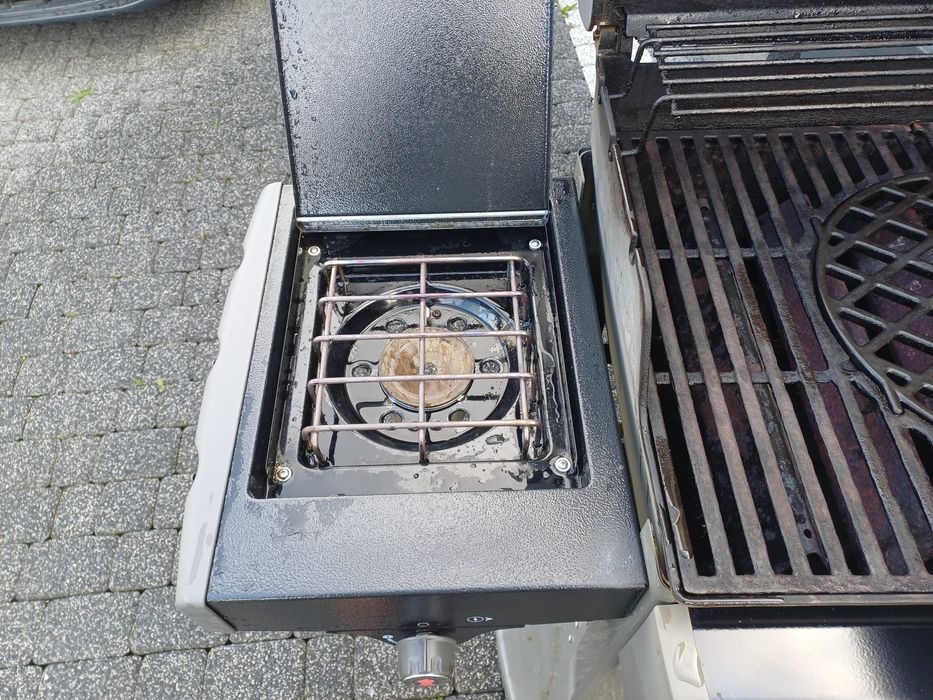 Grill Gazowy Weber Spirit e310 3 palniki plus boczny