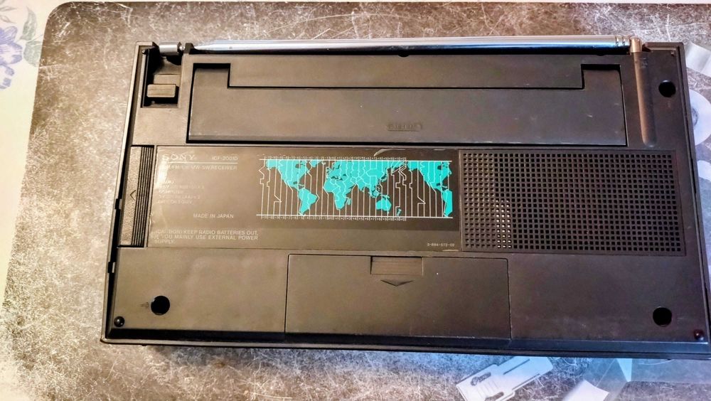 Radio Sony ICF-2001D/2010