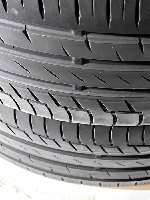 Pneus Continental Premium Contact 6 - 245/40/20 - Como NOVOS