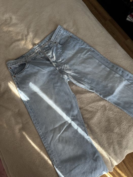 Дві пари джинс Levis та John F. Gee