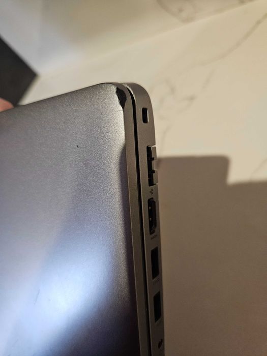Dell Latitude 5520