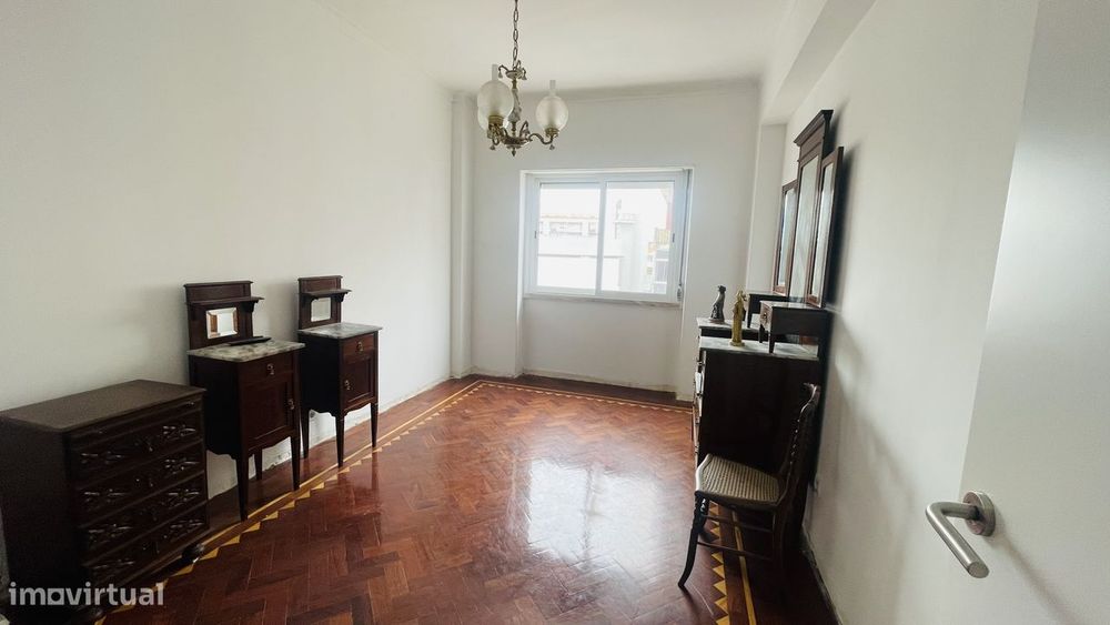 Apartamento T3, 111 m², Vista Mar, centro histórico de Paço de Arcos