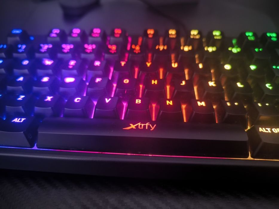Teclado Mecânico Xtrfy K4 RGB TKL