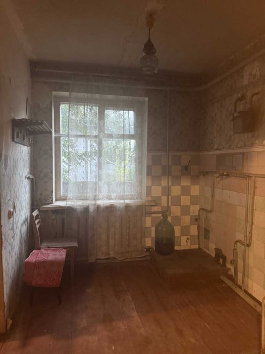 Окремий будинок по вул. Бузкова!