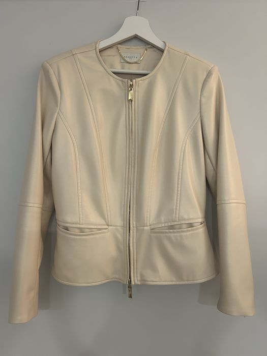 Casaco elegante da marca italiana Nenette
