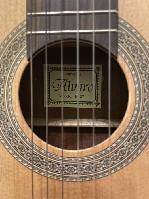 Sprzedam gitara klasyczna Alvaro + futerał