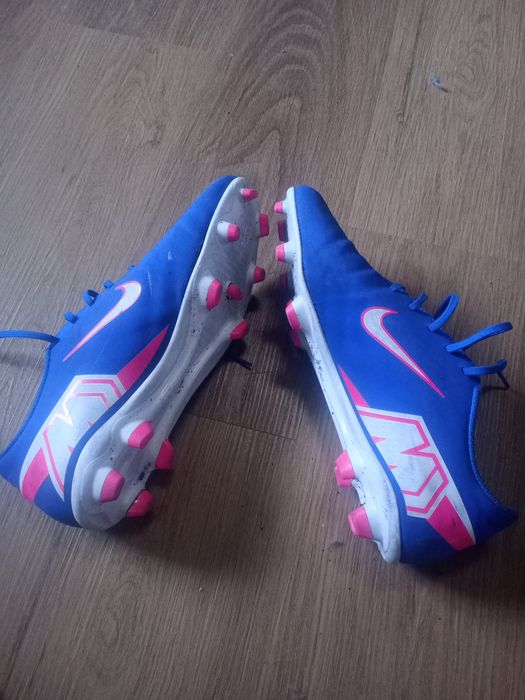 Chuteira Mercurial Azul