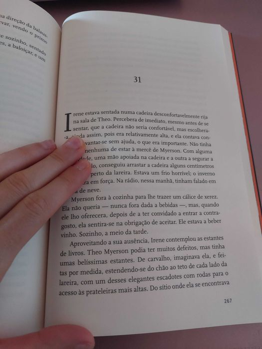 Livro Um Fogo Lento de Paula Hawkins