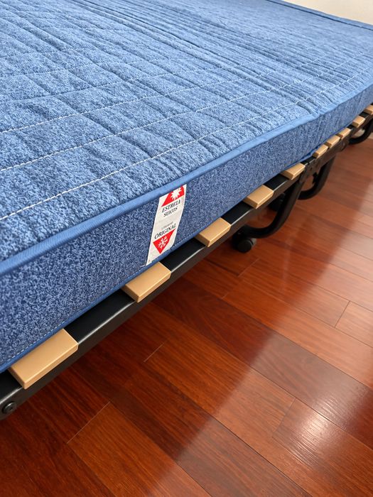 cama completa e protecao de madeira