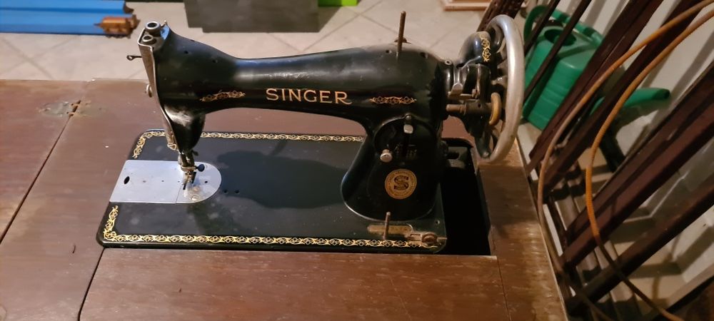 Maszyny do szycia Singer, Husqvarna