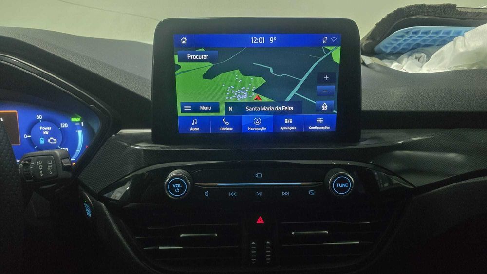 Ford Kuga 2.5 PHEV ST-LINE  -  Salvado