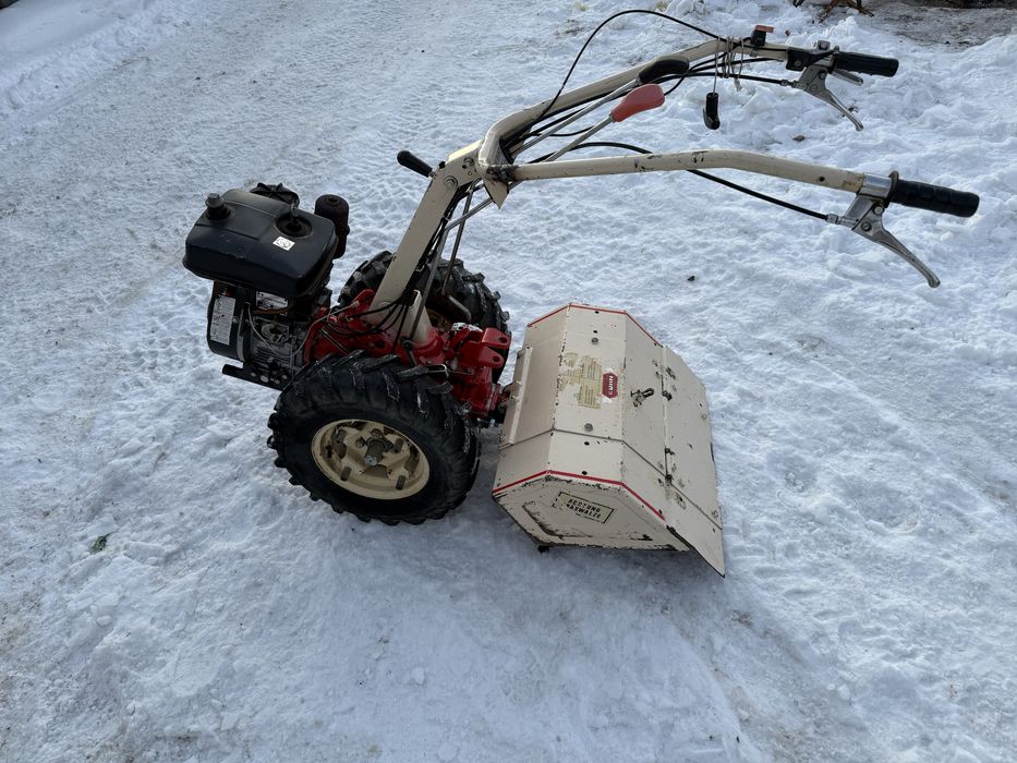 Traktorek jednoosiowy glebogryzarka holder