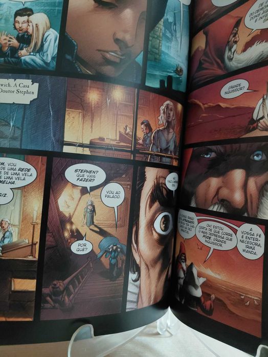 Marvel 1602 (Volumes 1 e 2 - Completo)