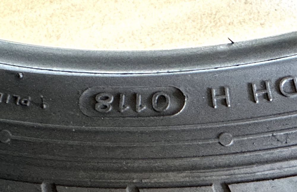 Автошини колеса резина 205/40 R17 Hankook літні 2018 рік