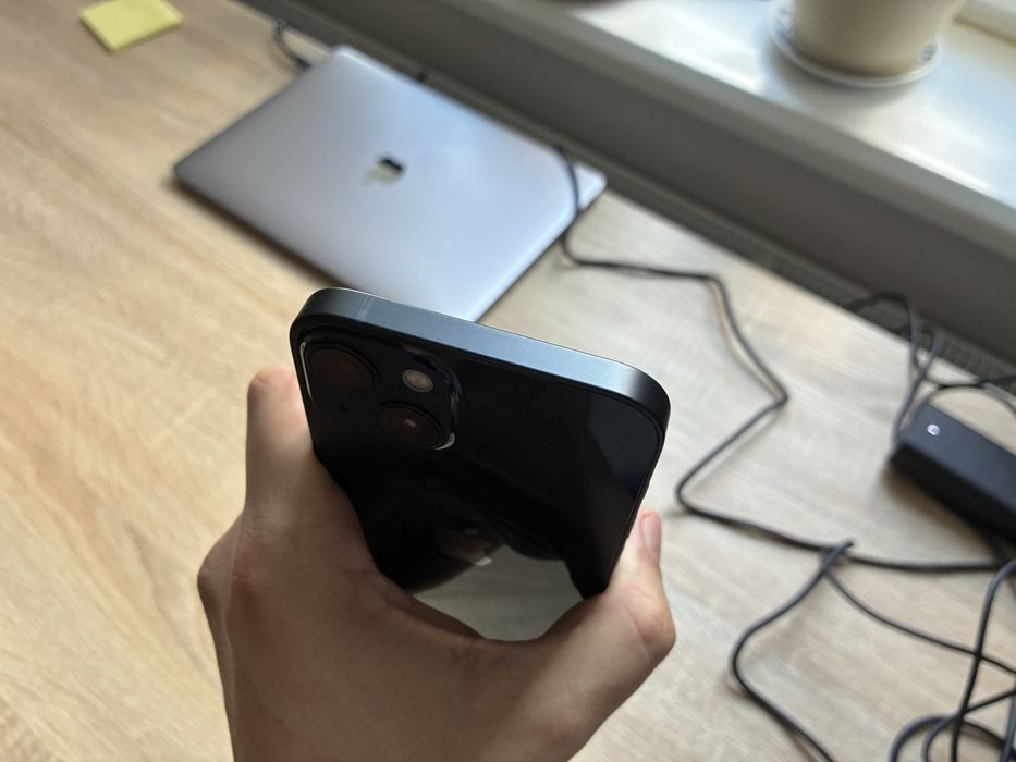 Все в оригіналі - Apple iPhone 13 128gb - 100% батарея (оригінальна)