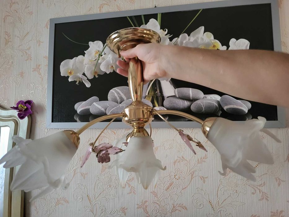 Люстра в спальню