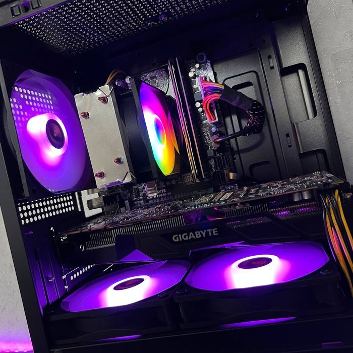 Игровой компьютер | i7 7700 | GTX 1070 8GB | 16gb | SSD 512 l

Прод