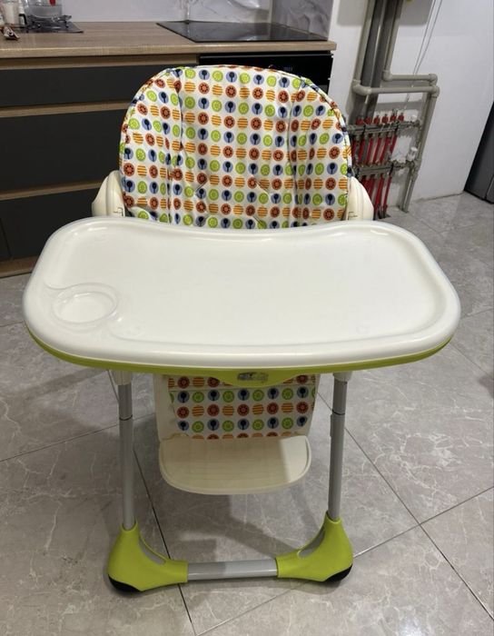 Дитячий стільчик для годування Chicco