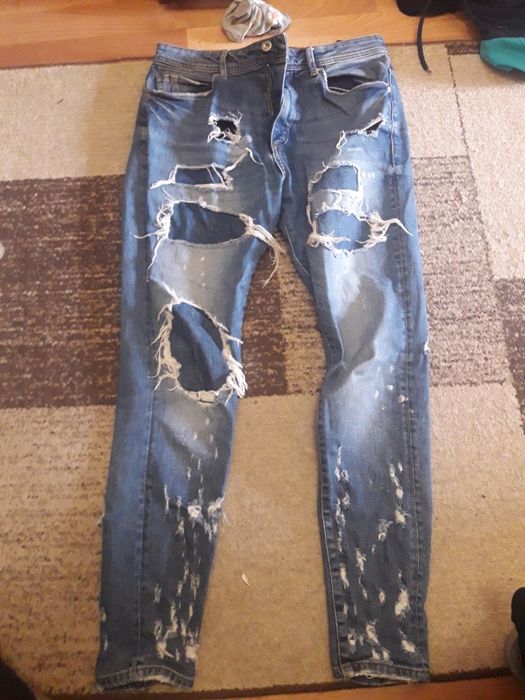 Джинсы Zara зауженные