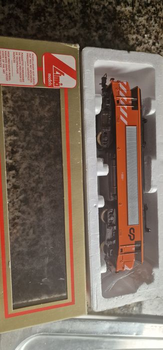 Material ferroviario ho novo preços  pelo telefone.