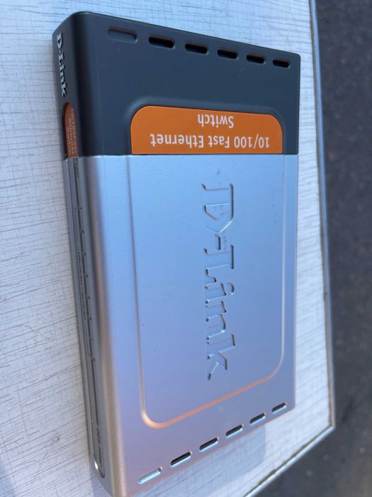 Комутатор некерований D-Link DES-1008D