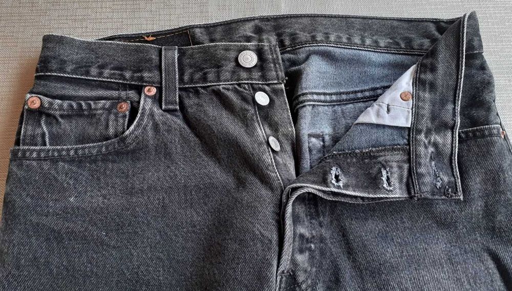 Calças Ganga Levi's 501 pretas 30W 30L