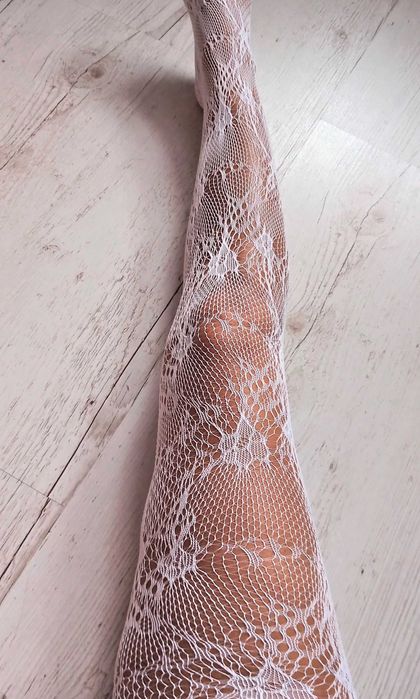 Śliczne białe rajstopy koronkowe sexi