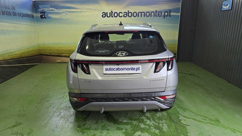 Hyundai Tucson 1.6 T-GDI   -  Salvado