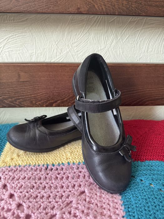 Туфлі clarks чорні 32 розмір