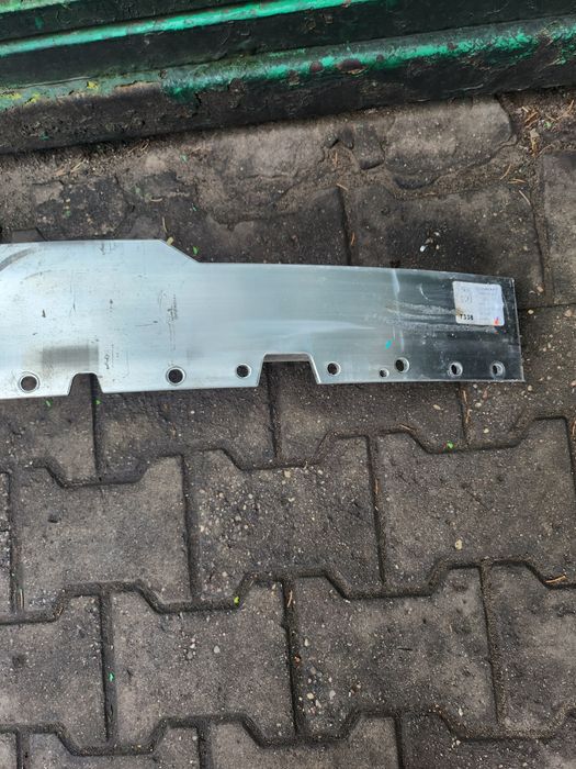 Belka zderzaka Mercedes C206 orginalna nr A206. 620. 0000