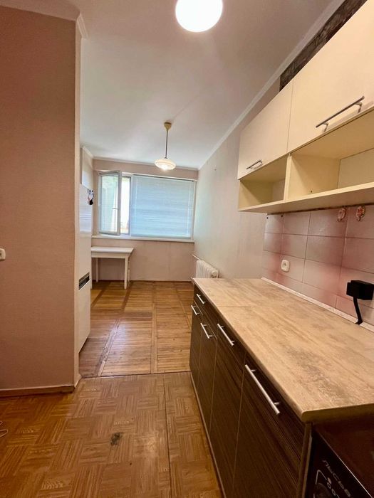 Продаж затишної  1 к. квартири в центрі міста.
