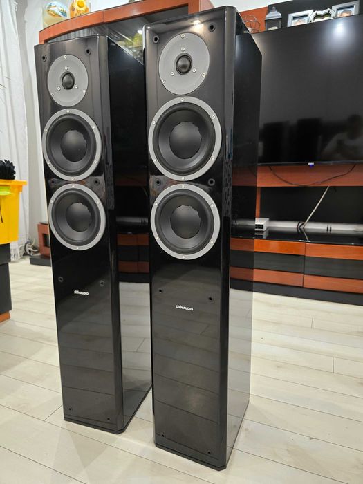 Kultowe kolumny podłogowe Dynaudio Focus 260