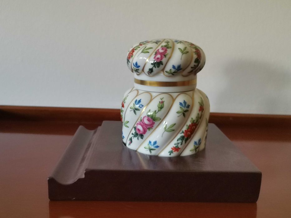 Tinteiro Chaves nº 1408/2500 da Vista Alegre